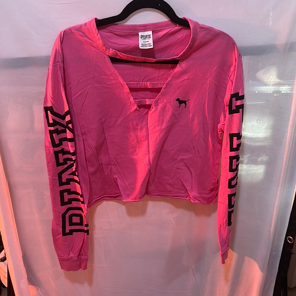 PINK Victoria's Secret Pink Long Sleeve Graphic Crop Sweatshirt
